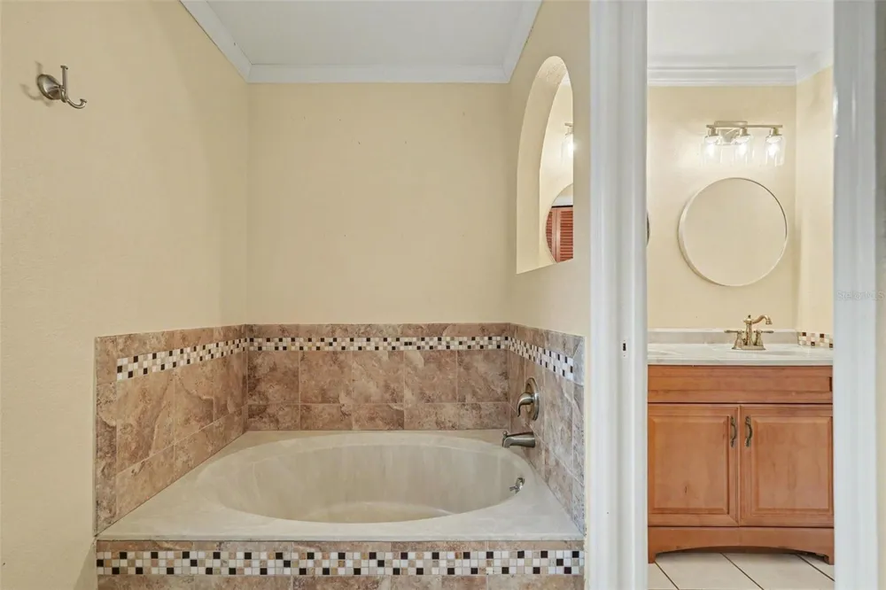 10906 AUTUMN OAK PLACE Tampa, FL 33618