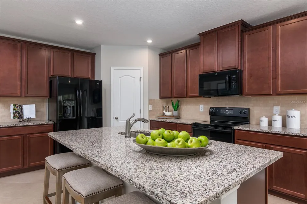 11234 HIGH NOON TRAIL Parrish, FL 34219