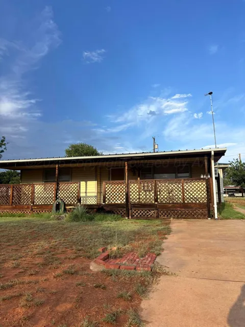 221 Sage Lane