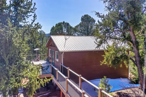 493 Horseshoe Drive