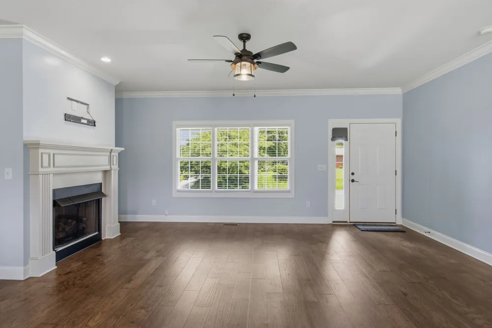 95 Luttrell Dr Winchester, TN 37398