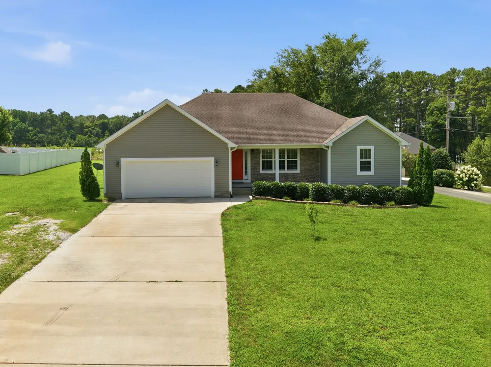 95 Luttrell Dr Winchester, TN 37398