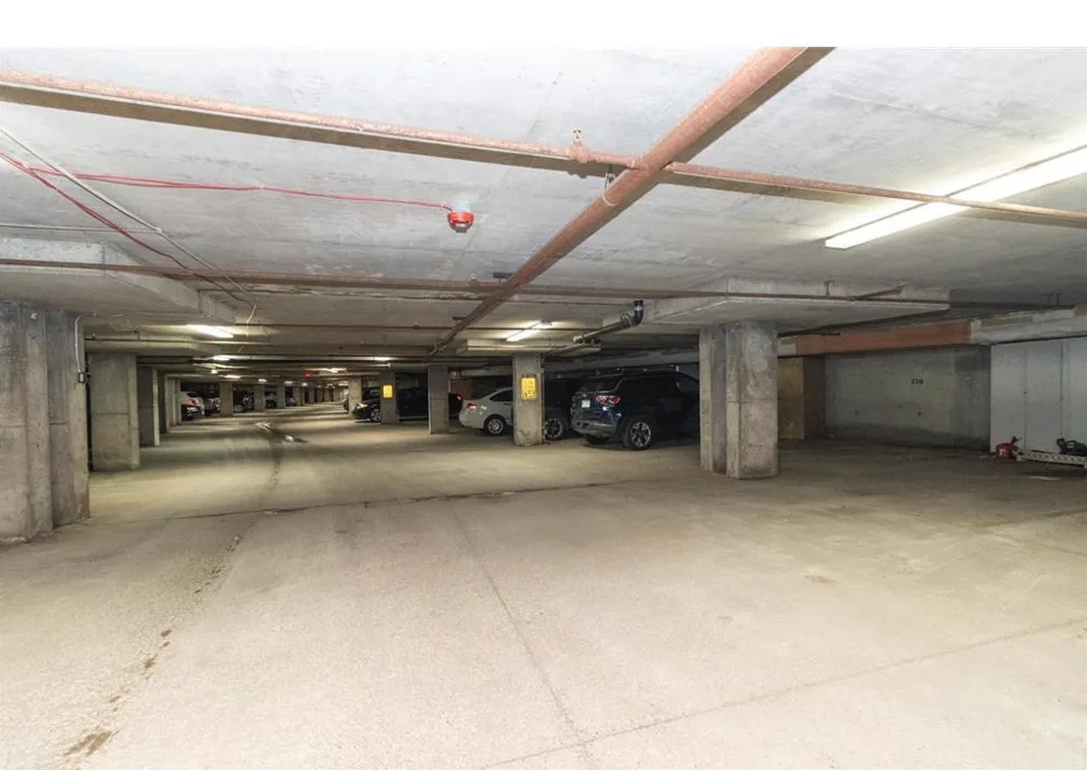 1372 Carling Drive #306 Saint Paul, MN 55108