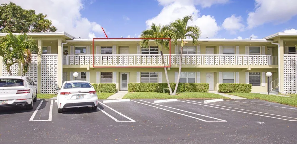 1141 Calamondin Terrace #202 Delray Beach, FL 33445