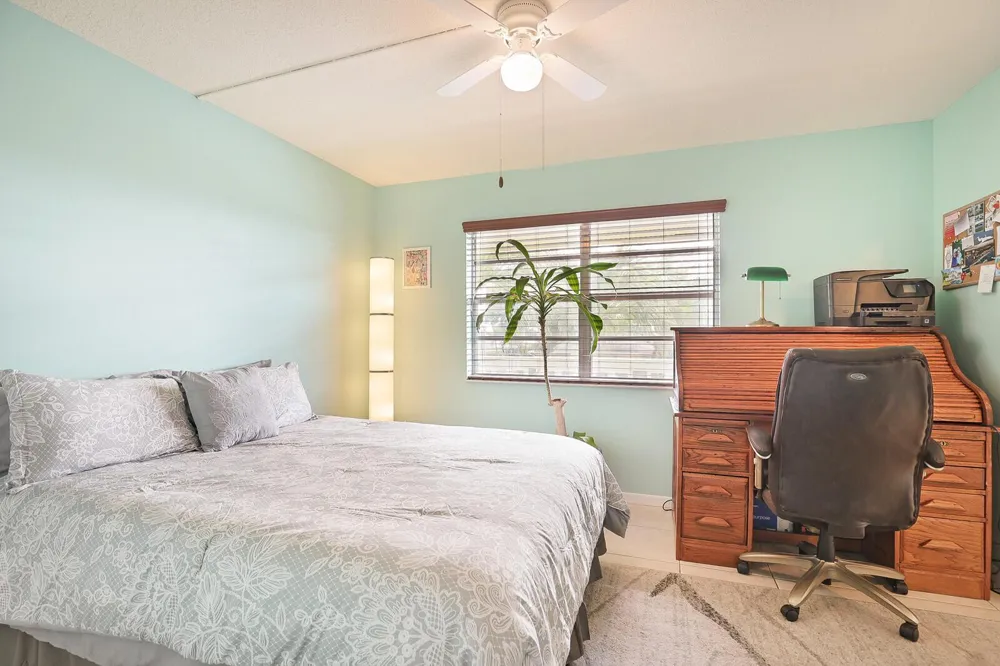 1141 Calamondin Terrace #202 Delray Beach, FL 33445
