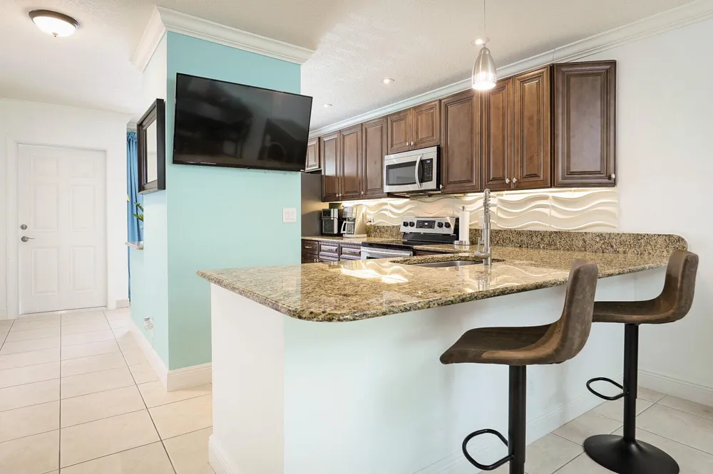 1141 Calamondin Terrace #202 Delray Beach, FL 33445