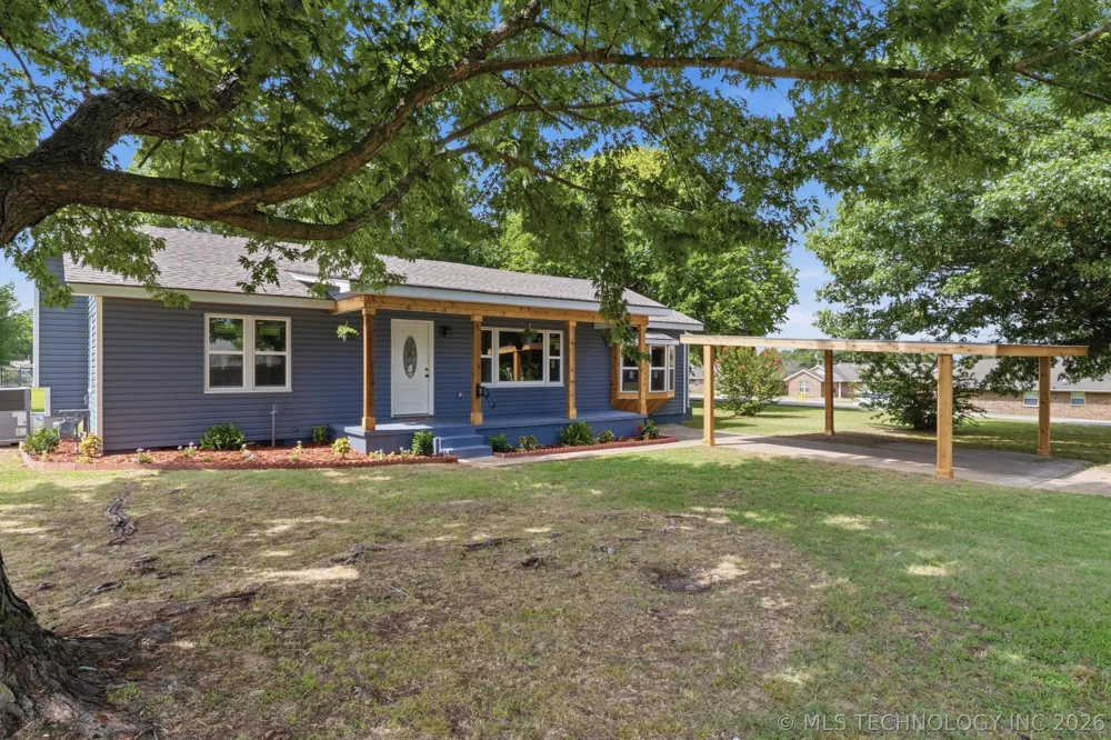 122 W Jay Stroud, OK 74079