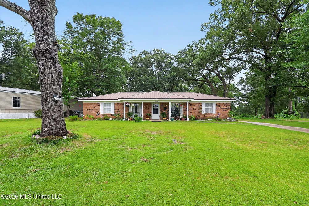 446 Park Street Lucedale, MS 39452