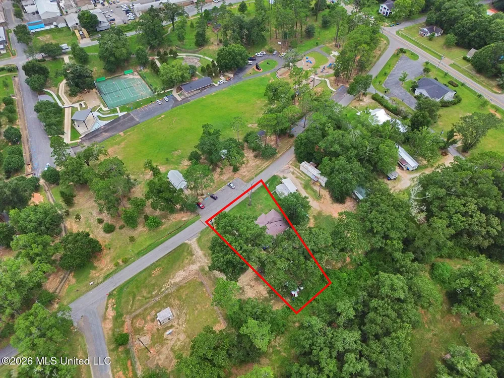 446 Park Street Lucedale, MS 39452