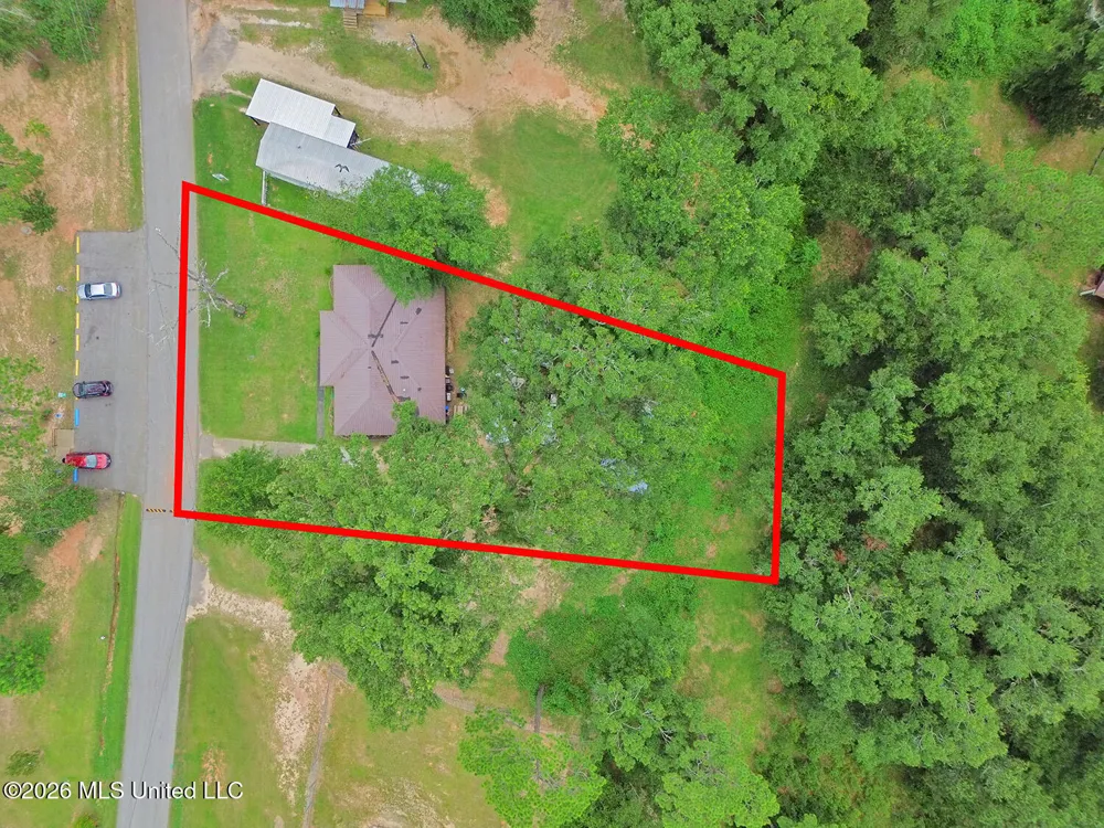 446 Park Street Lucedale, MS 39452