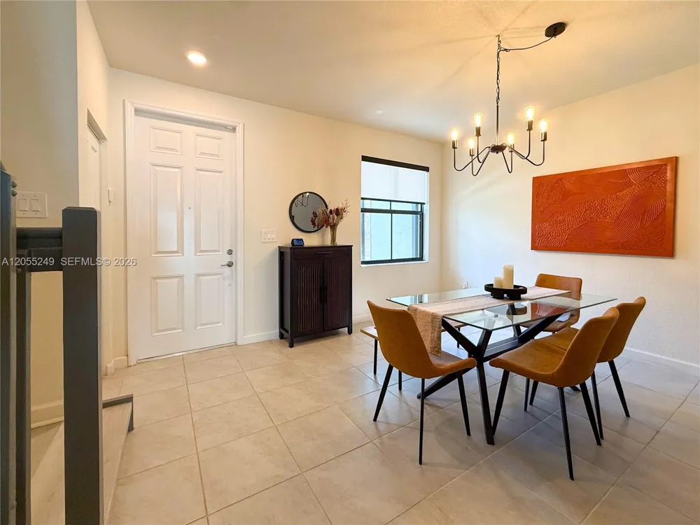 11432 W 32nd Ln Hialeah, FL 33018