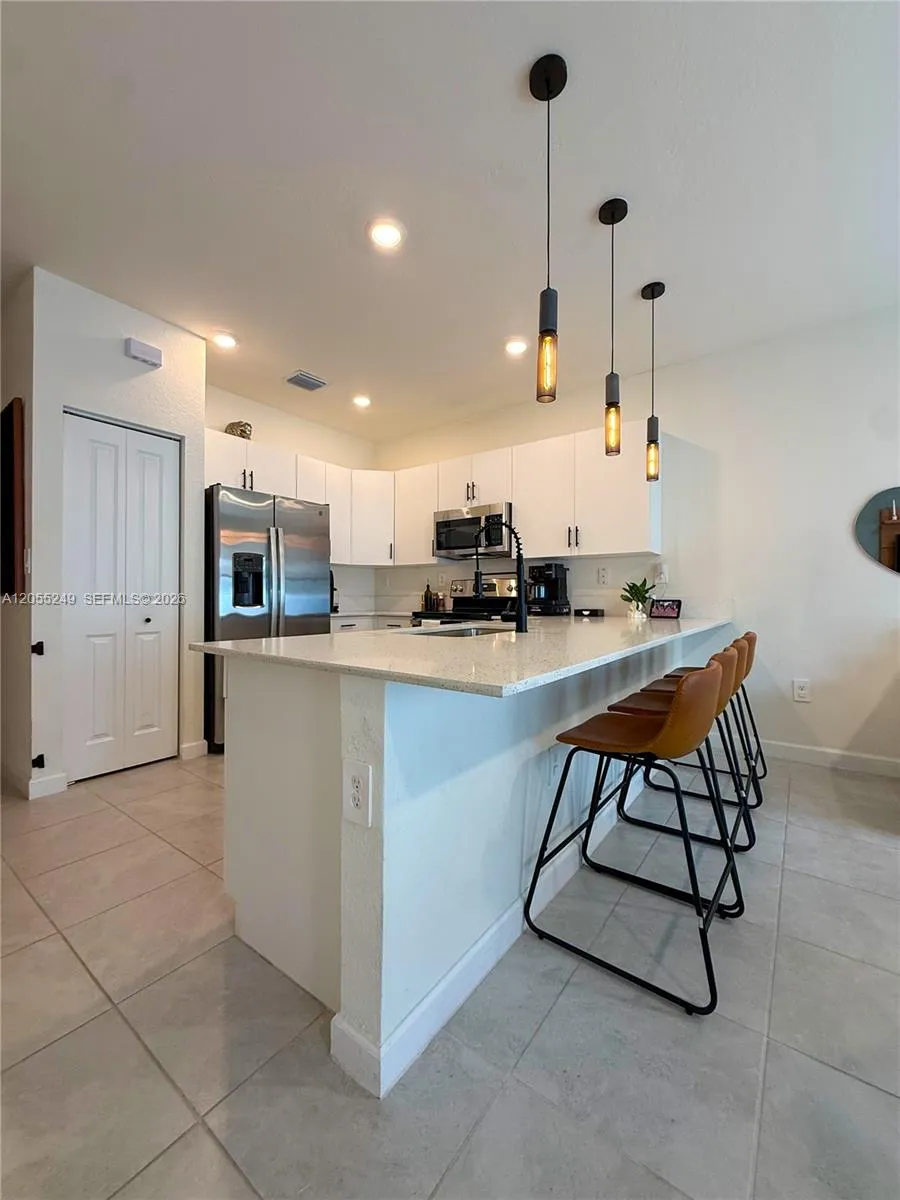 11432 W 32nd Ln Hialeah, FL 33018