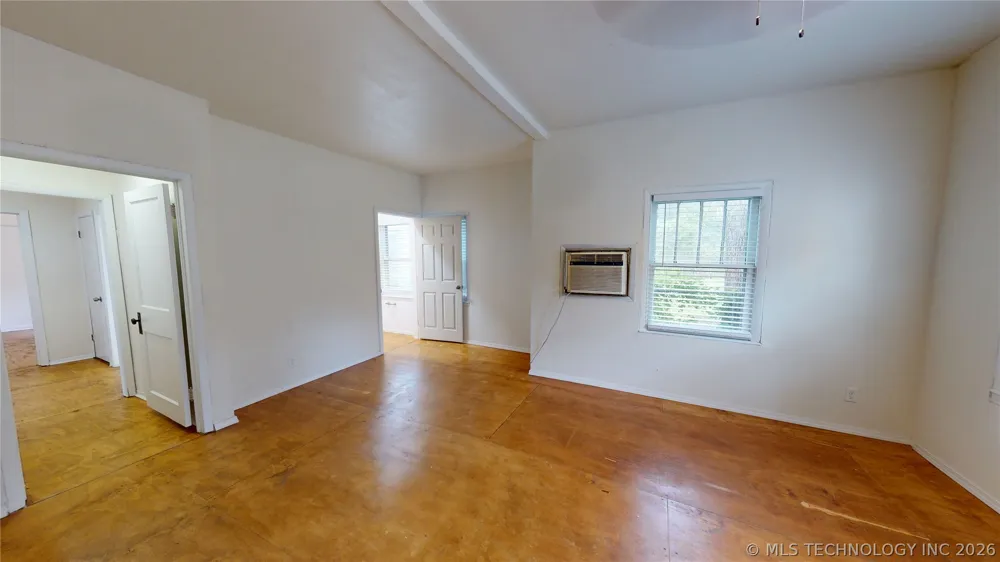 817 E 15th Ada, OK 74820