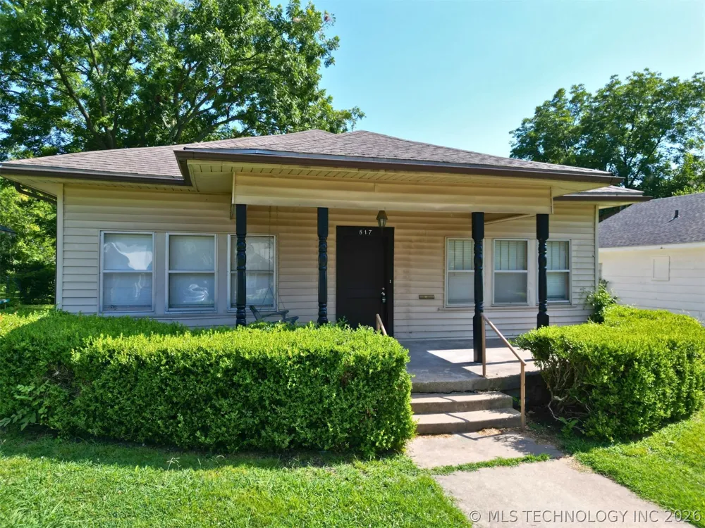 817 E 15th Ada, OK 74820
