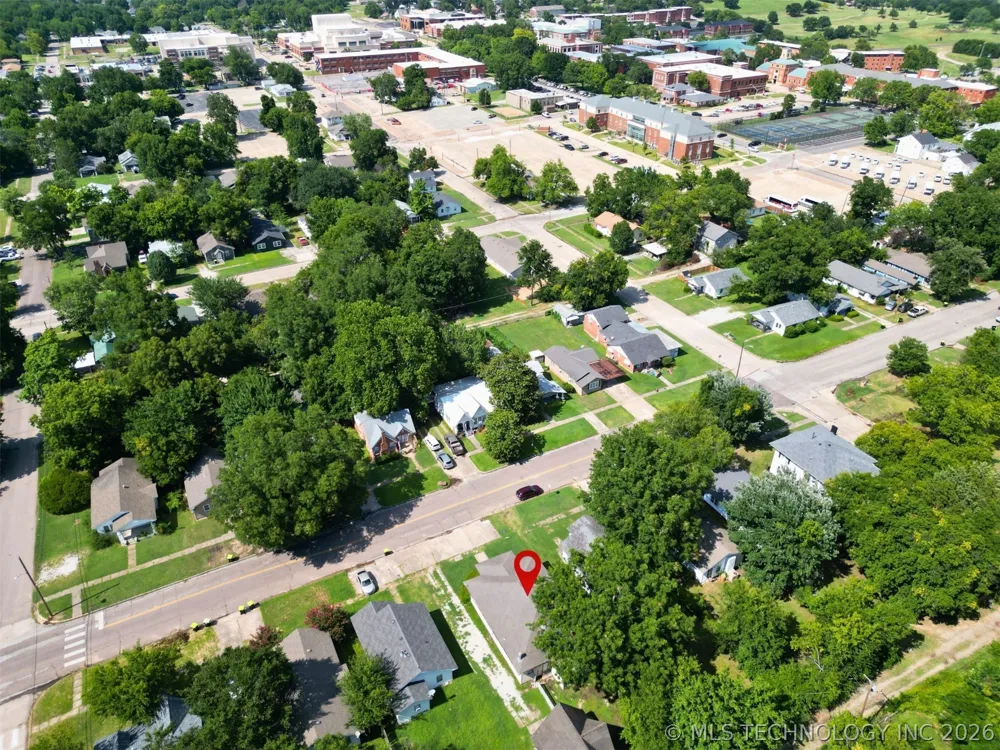 817 E 15th Ada, OK 74820
