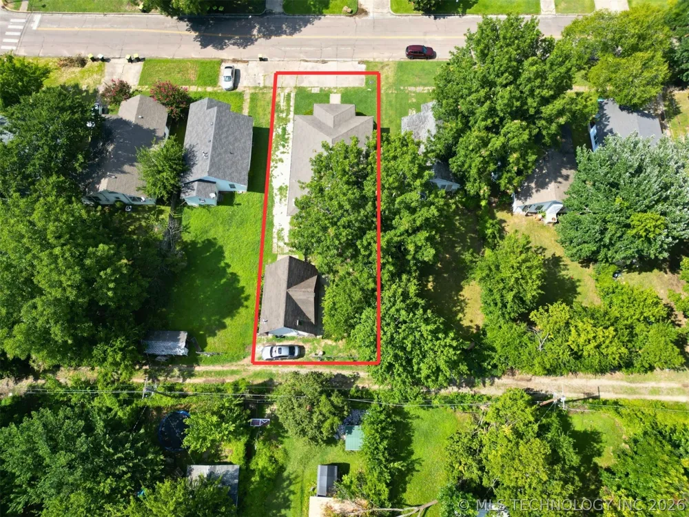 817 E 15th Ada, OK 74820