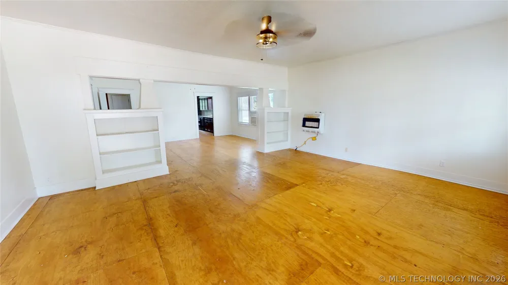817 E 15th Ada, OK 74820