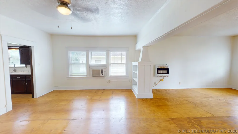 817 E 15th Ada, OK 74820