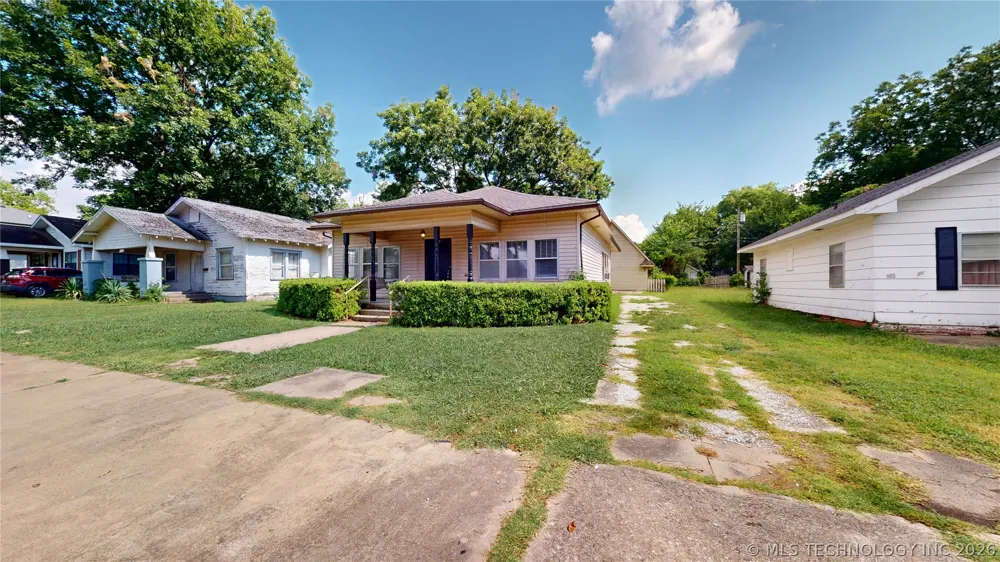 817 E 15th Ada, OK 74820