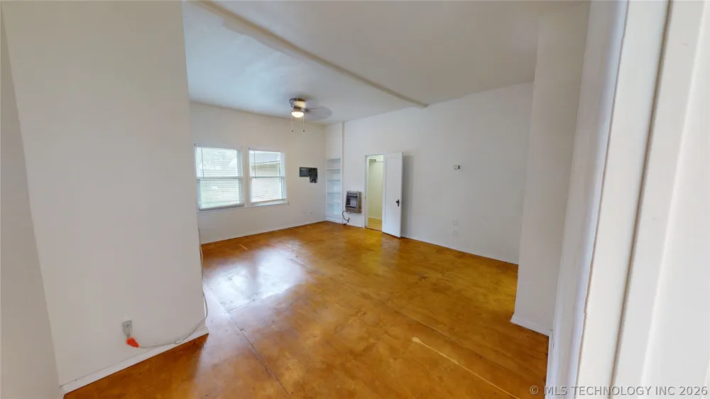 817 E 15th Ada, OK 74820