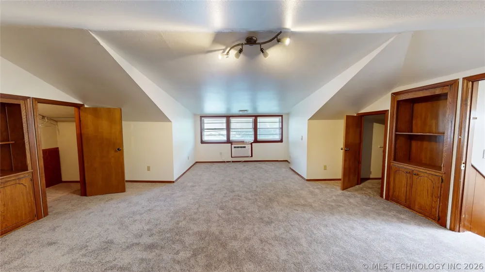 817 E 15th Ada, OK 74820