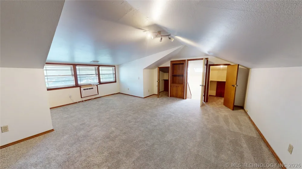 817 E 15th Ada, OK 74820