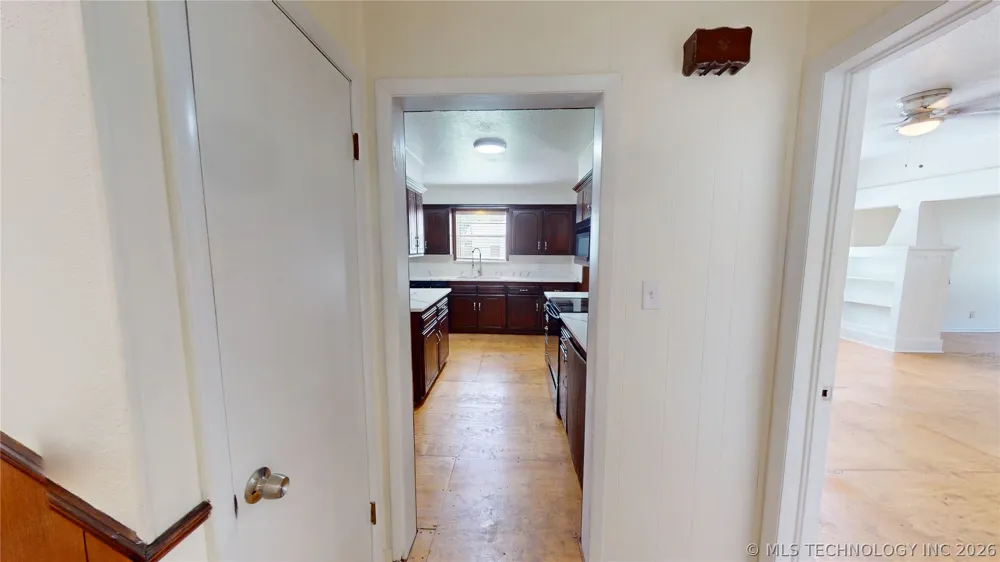 817 E 15th Ada, OK 74820