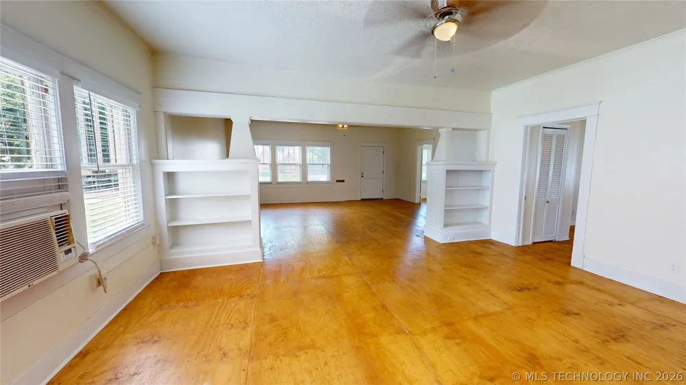 817 E 15th Ada, OK 74820