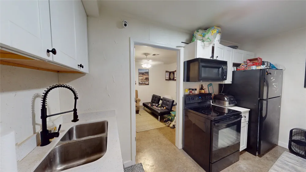817 E 15th Ada, OK 74820