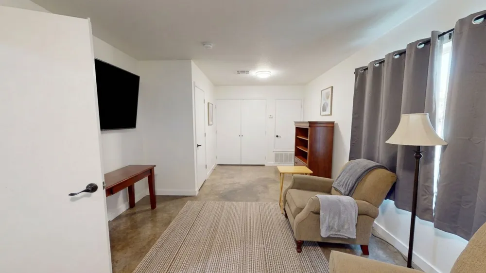 817 E 15th Ada, OK 74820