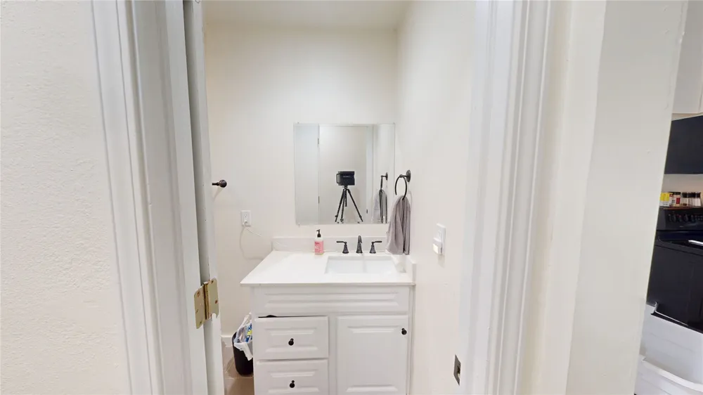 817 E 15th Ada, OK 74820