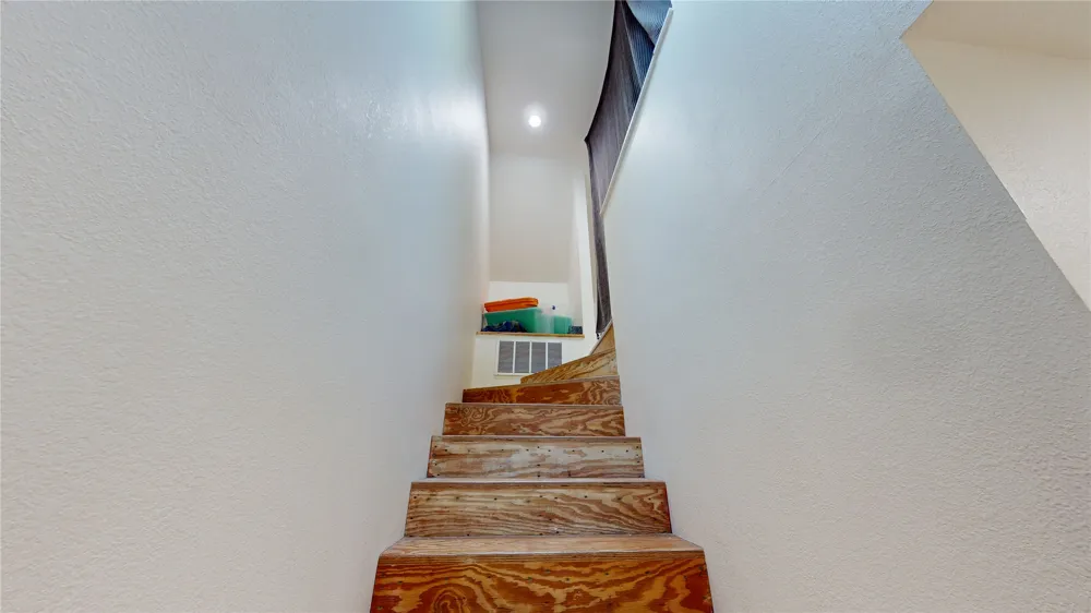 817 E 15th Ada, OK 74820