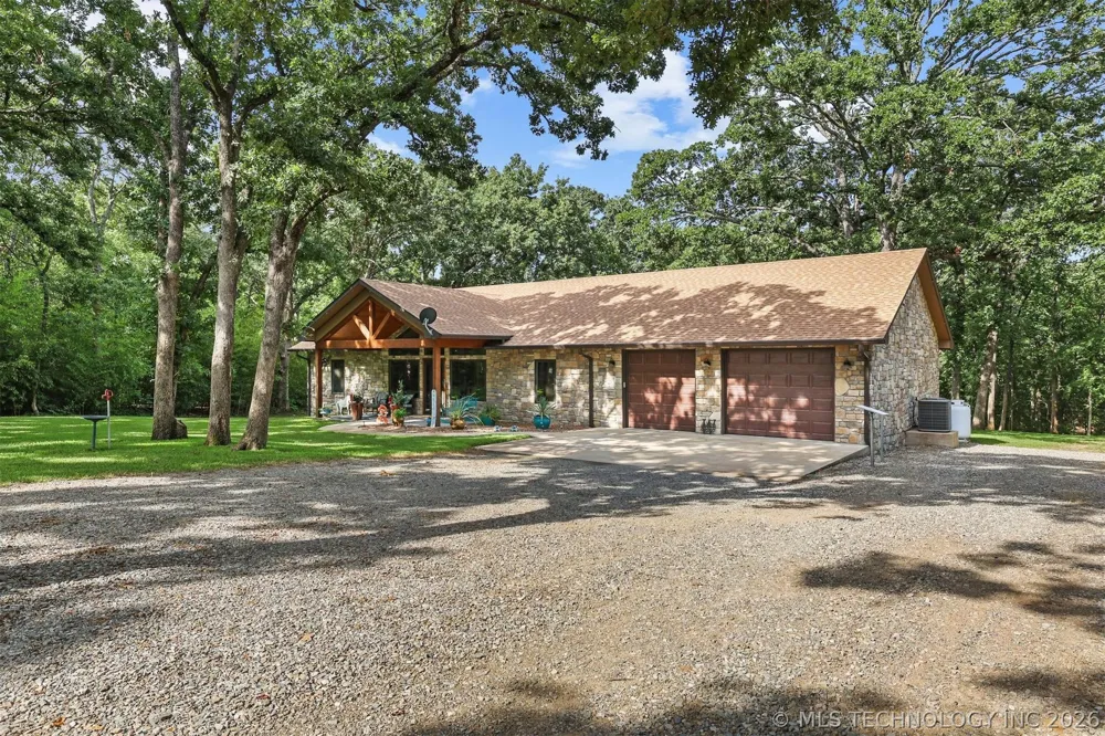 95 Bear Trail Mead, OK 73449