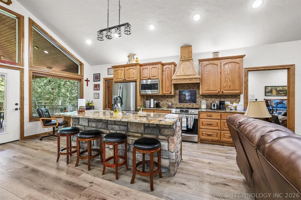 95 Bear Trail Mead, OK 73449