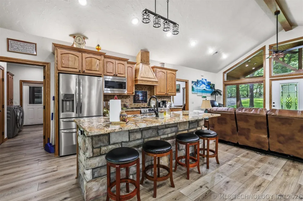 95 Bear Trail Mead, OK 73449