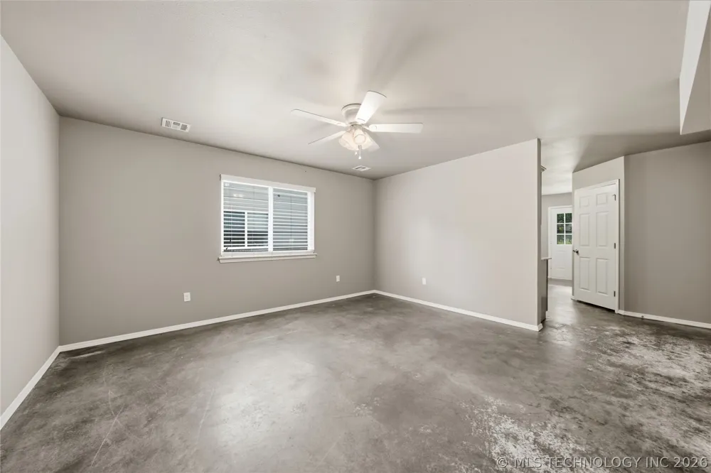 1411 W Haskell Street Claremore, OK 74017