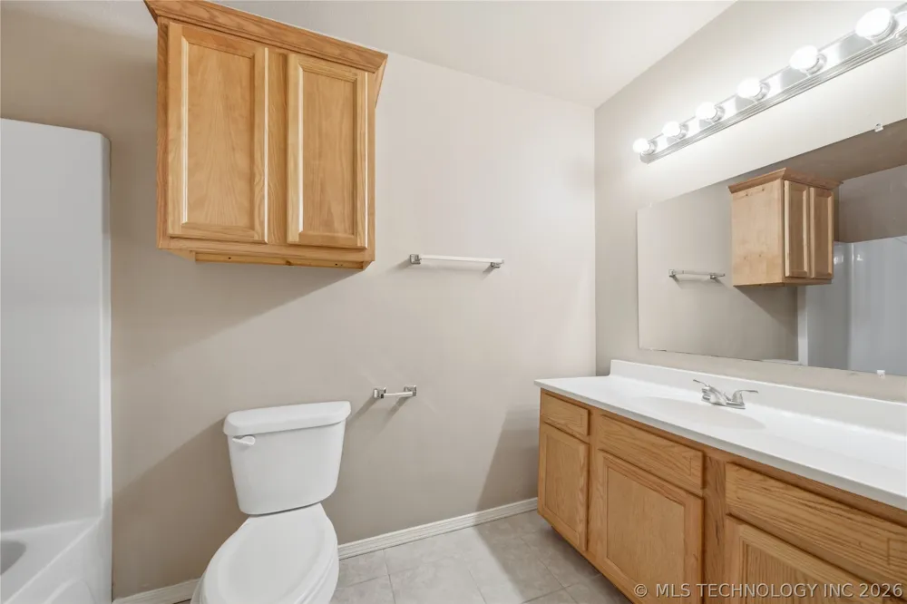1411 W Haskell Street Claremore, OK 74017