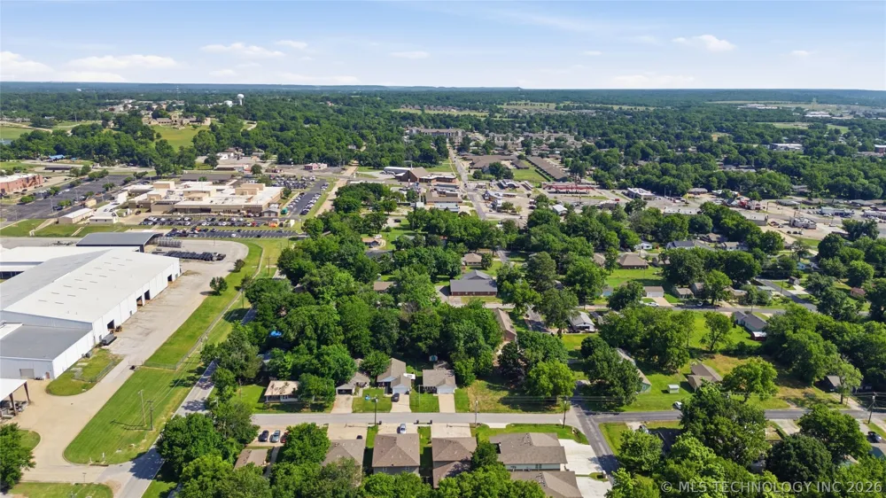 1411 W Haskell Street Claremore, OK 74017
