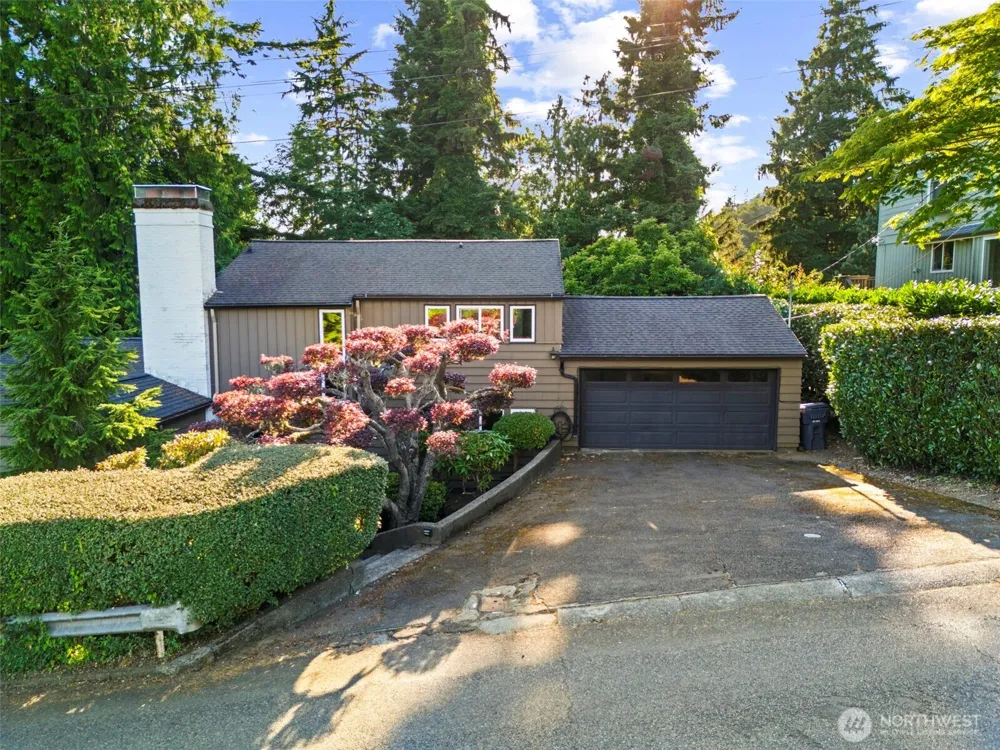 1255 Bel Aire Aberdeen, WA 98520