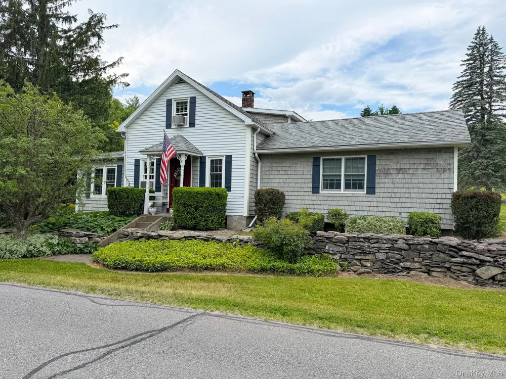 221 Camp Medusa Road Call Listing Agent, NY 12147