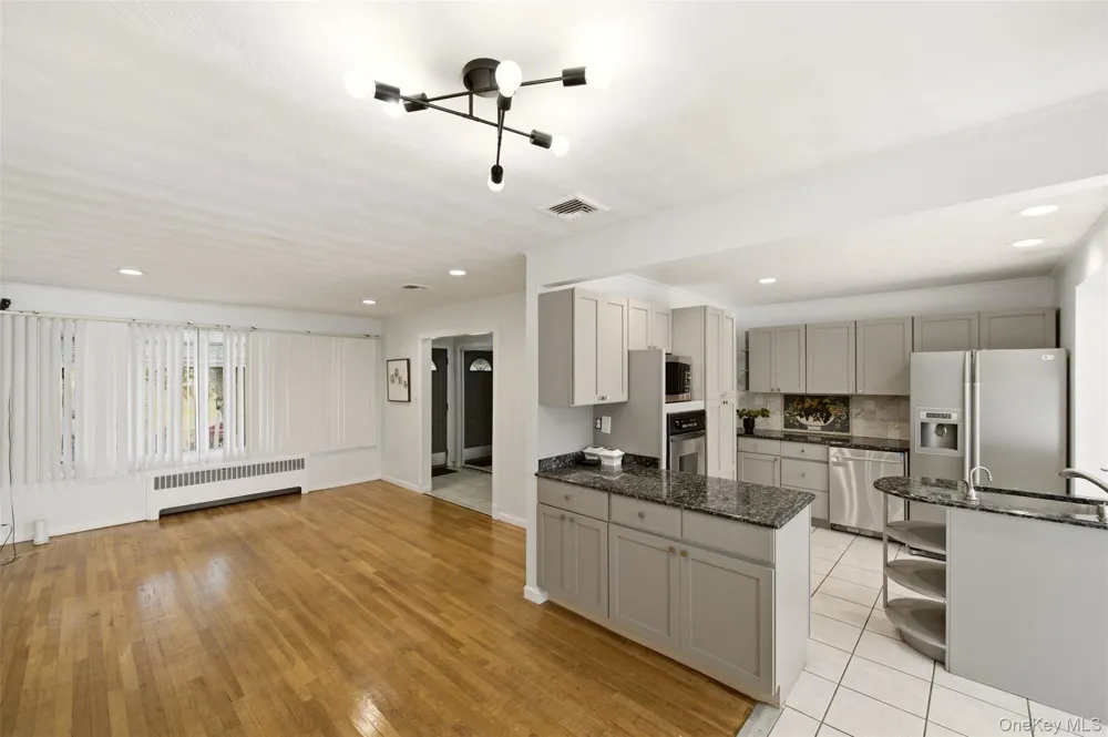 160 Clearmeadow Drive East Meadow, NY 11554