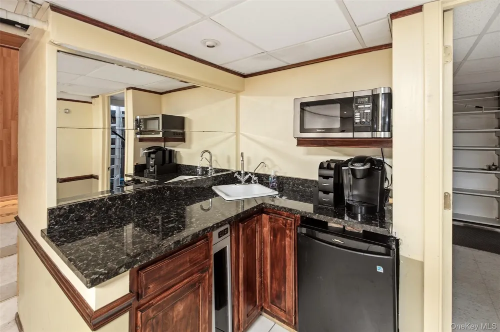 160 Clearmeadow Drive East Meadow, NY 11554