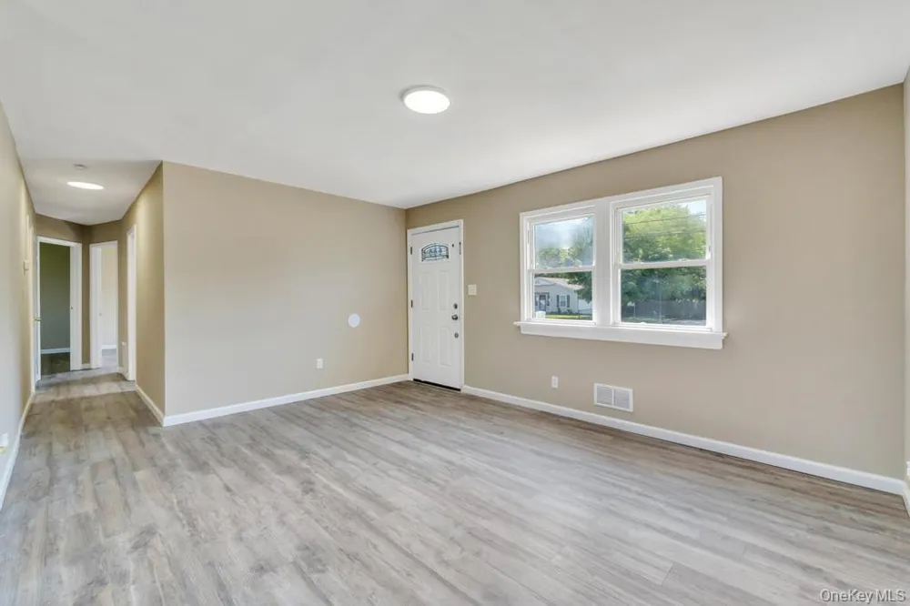 941 Provost Avenue Bellport, NY 11713