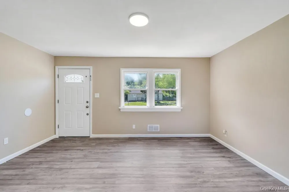 941 Provost Avenue Bellport, NY 11713