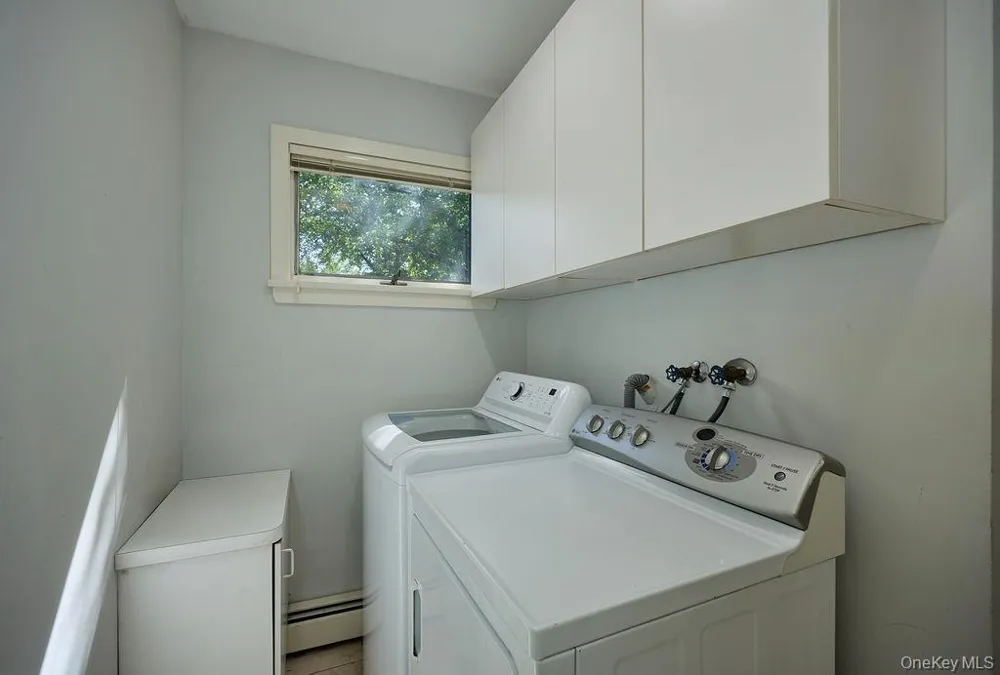 23 Evon Court Scarsdale, NY 10583