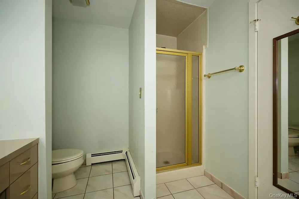 23 Evon Court Scarsdale, NY 10583