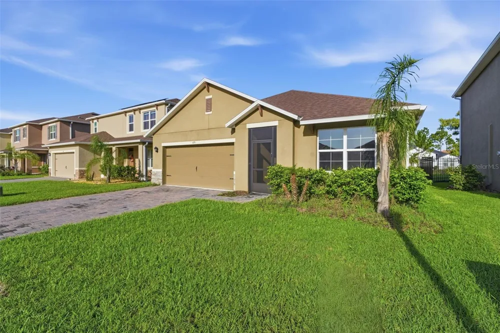 895 LAZIO CIRCLE Debary, FL 32713