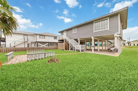 610 Seashell Drive