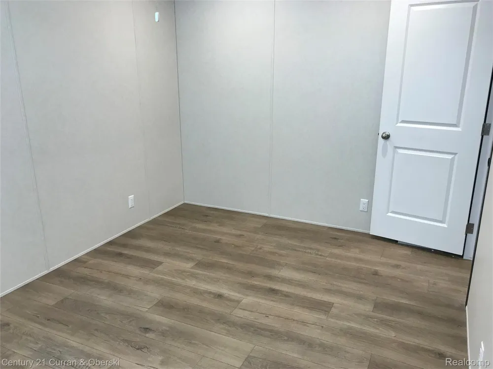 6564 E Michigan Avenue #81 Saline City, MI 48176