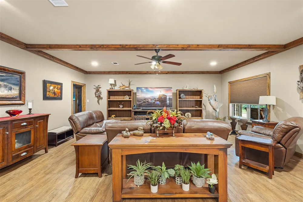 3814 Us Highway 79 W Jacksonville, TX 75766